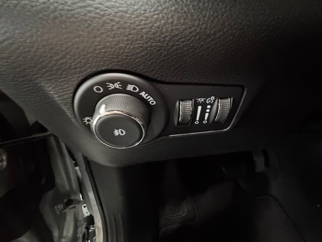 New 2026 Jeep Compass Limited AWD/4WD image 21