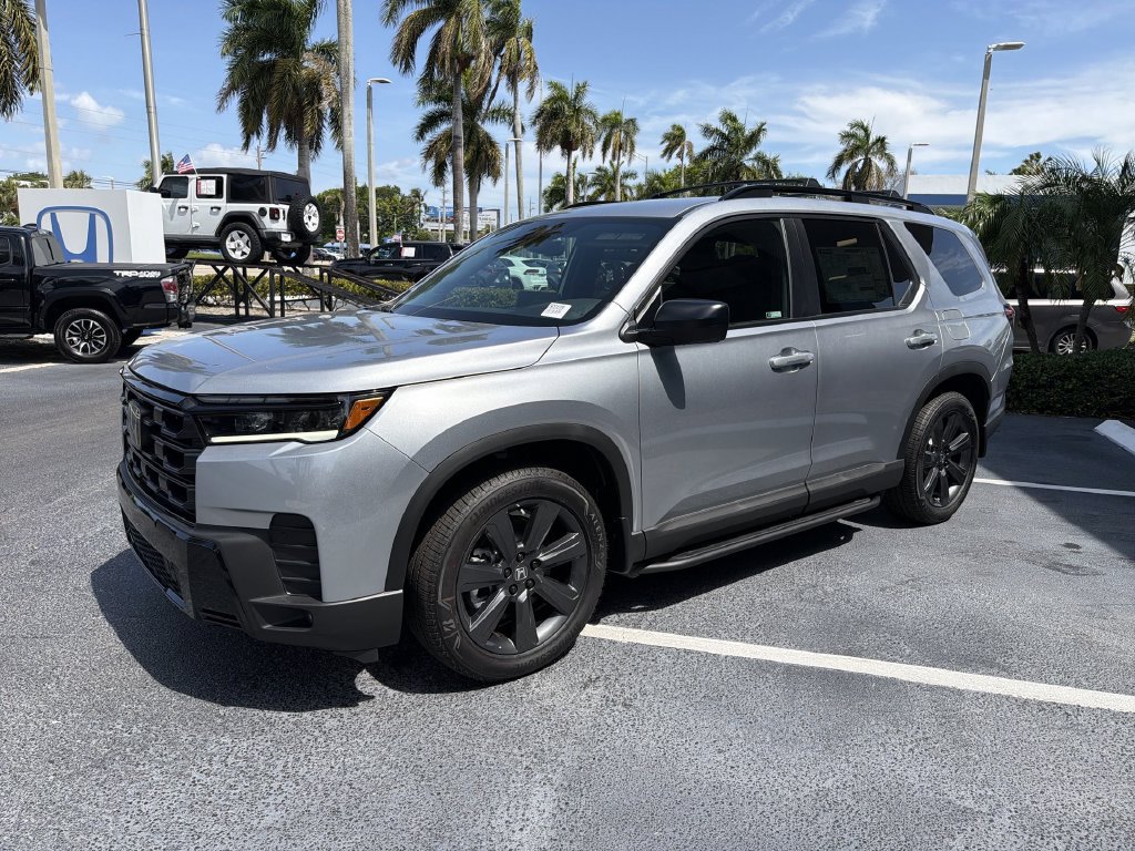 New 2026 Honda Pilot Sport image 4