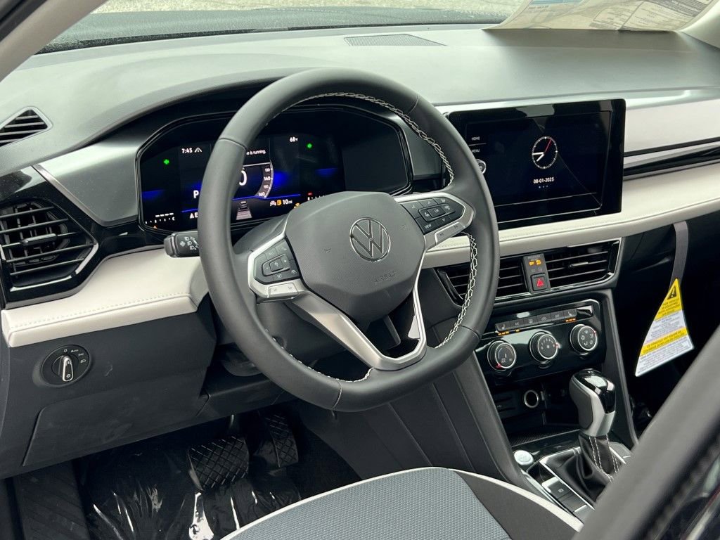 New 2025 Volkswagen Taos S image 18