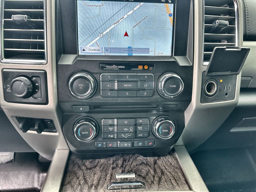 Used 2017 Ford F250 Lariat w/ Lariat Value Package image 34