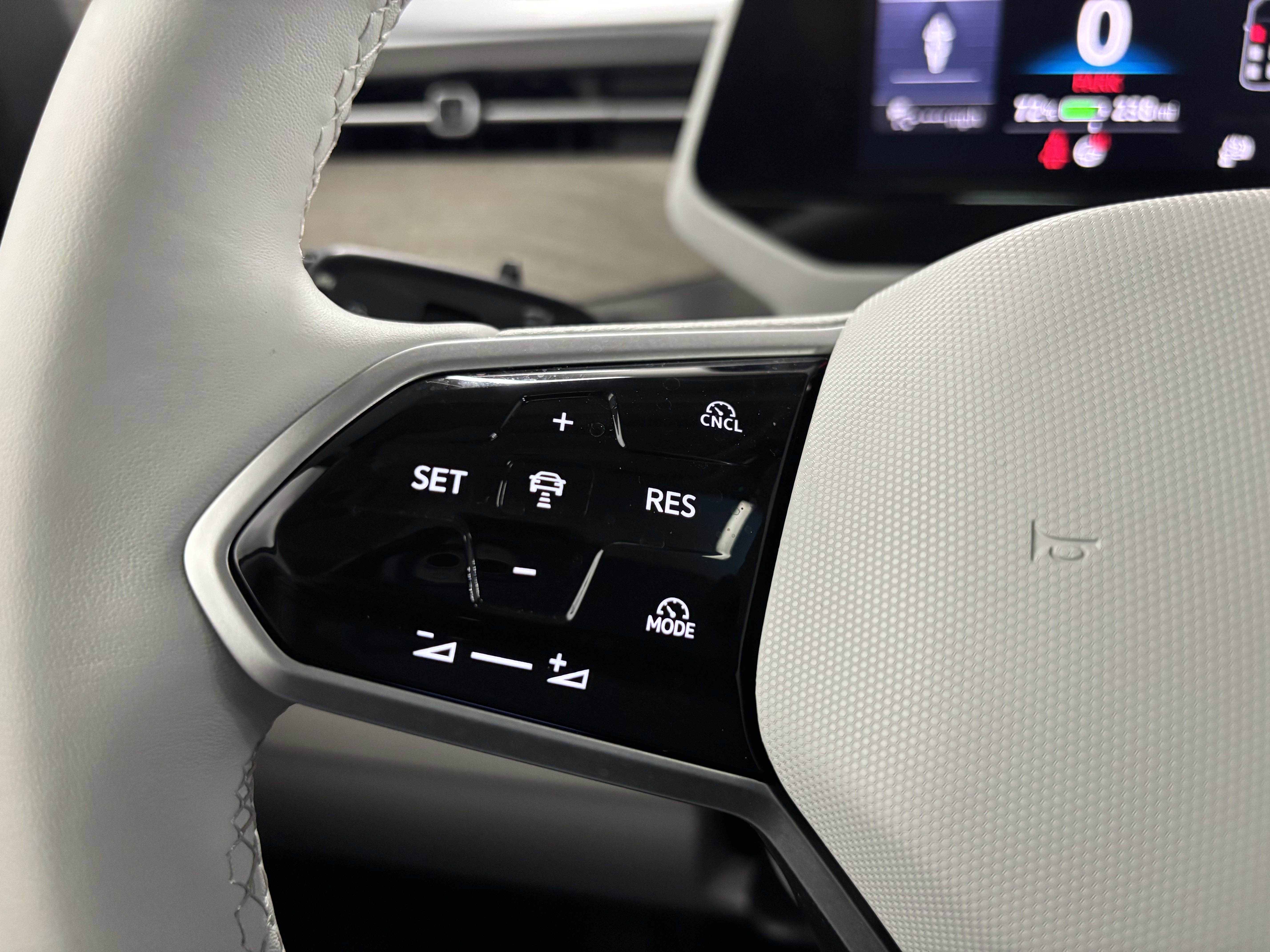 New 2025 Volkswagen ID. Buzz 1st Edition AWD/4WD image 26