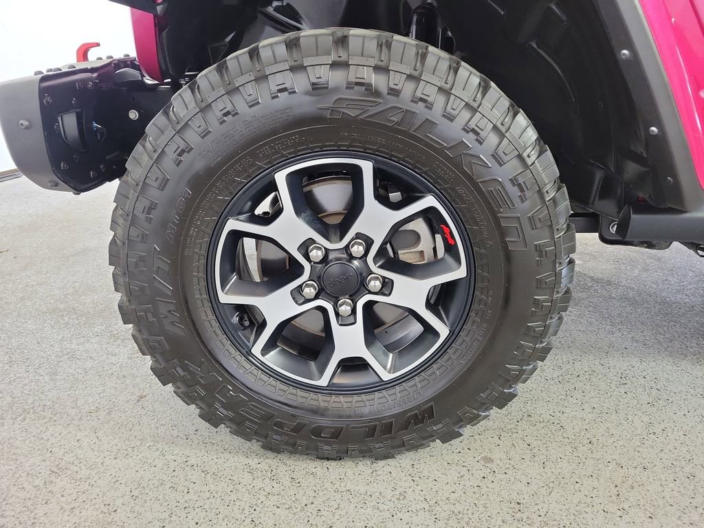 Used 2021 Jeep Wrangler Rubicon w/ Steel Bumper Group AWD/4WD image 9