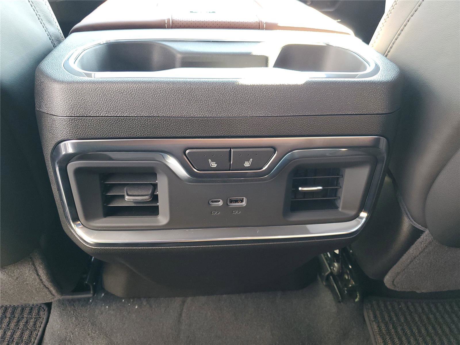 New 2026 GMC Sierra 1500 Denali Ultimate image 11