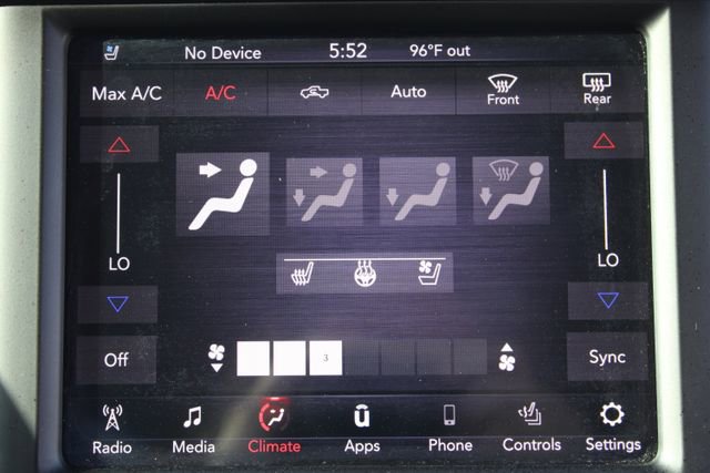 Used 2019 RAM 1500 Laramie AWD/4WD image 30