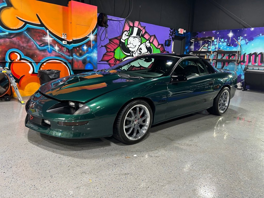 Used 1994 Chevrolet Camaro Z28 image 1