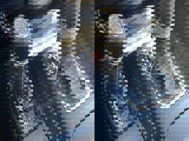 Used 2024 Jeep Wrangler Sport S image 23