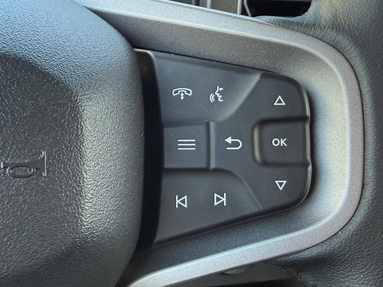 New 2026 Ford Bronco Badlands image 9