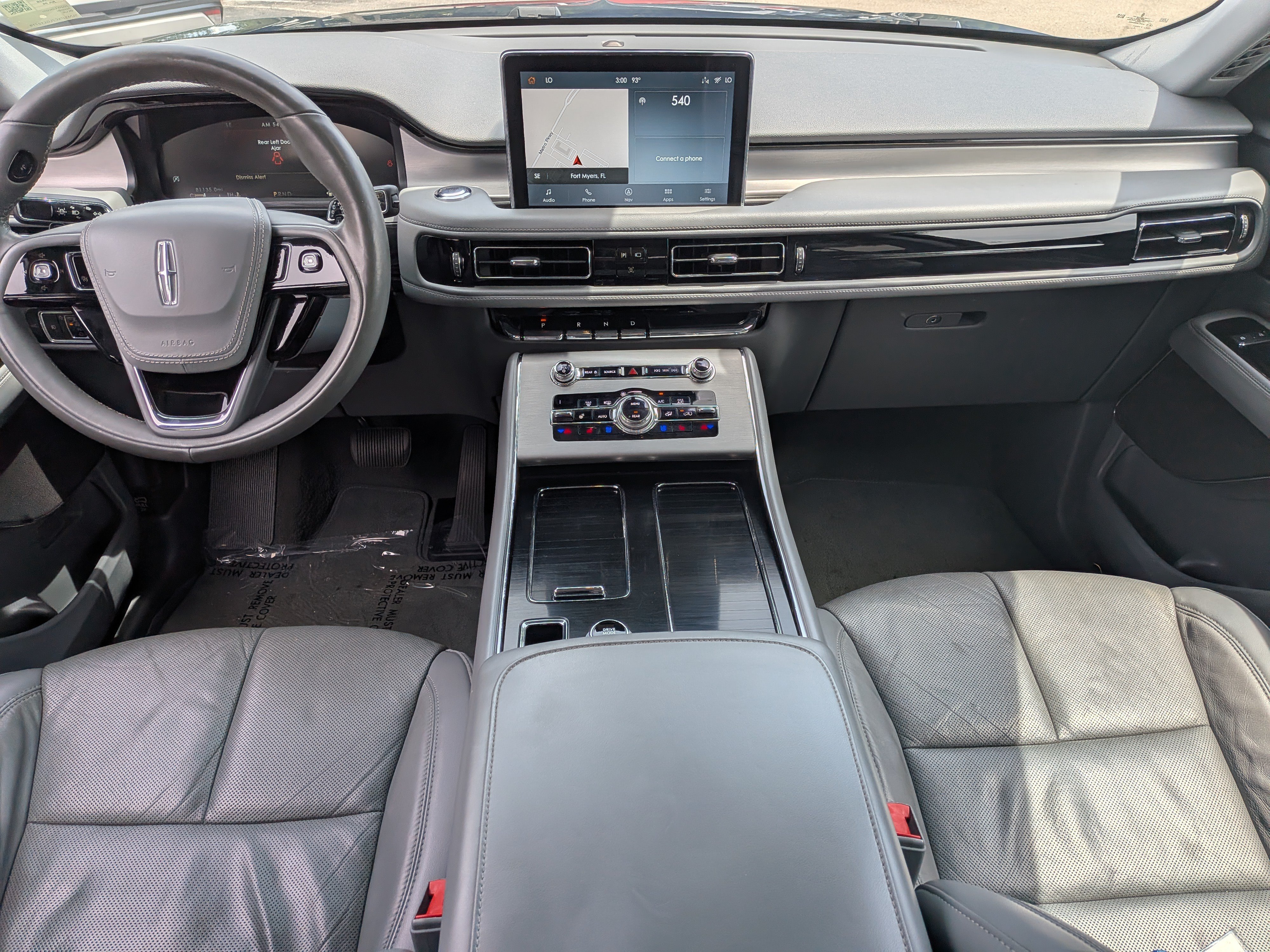 Used 2020 Lincoln Aviator Reserve w/ Equipment Group 201A AWD/4WD image 17