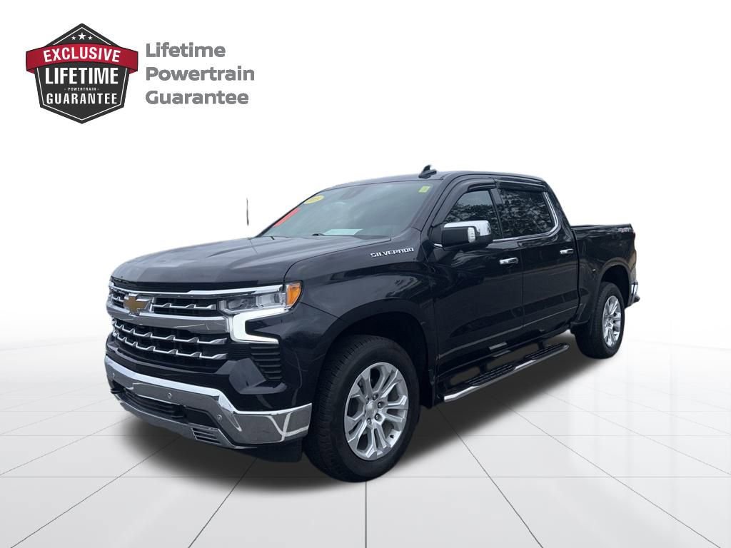 Used 2023 Chevrolet Silverado 1500 LTZ image 2