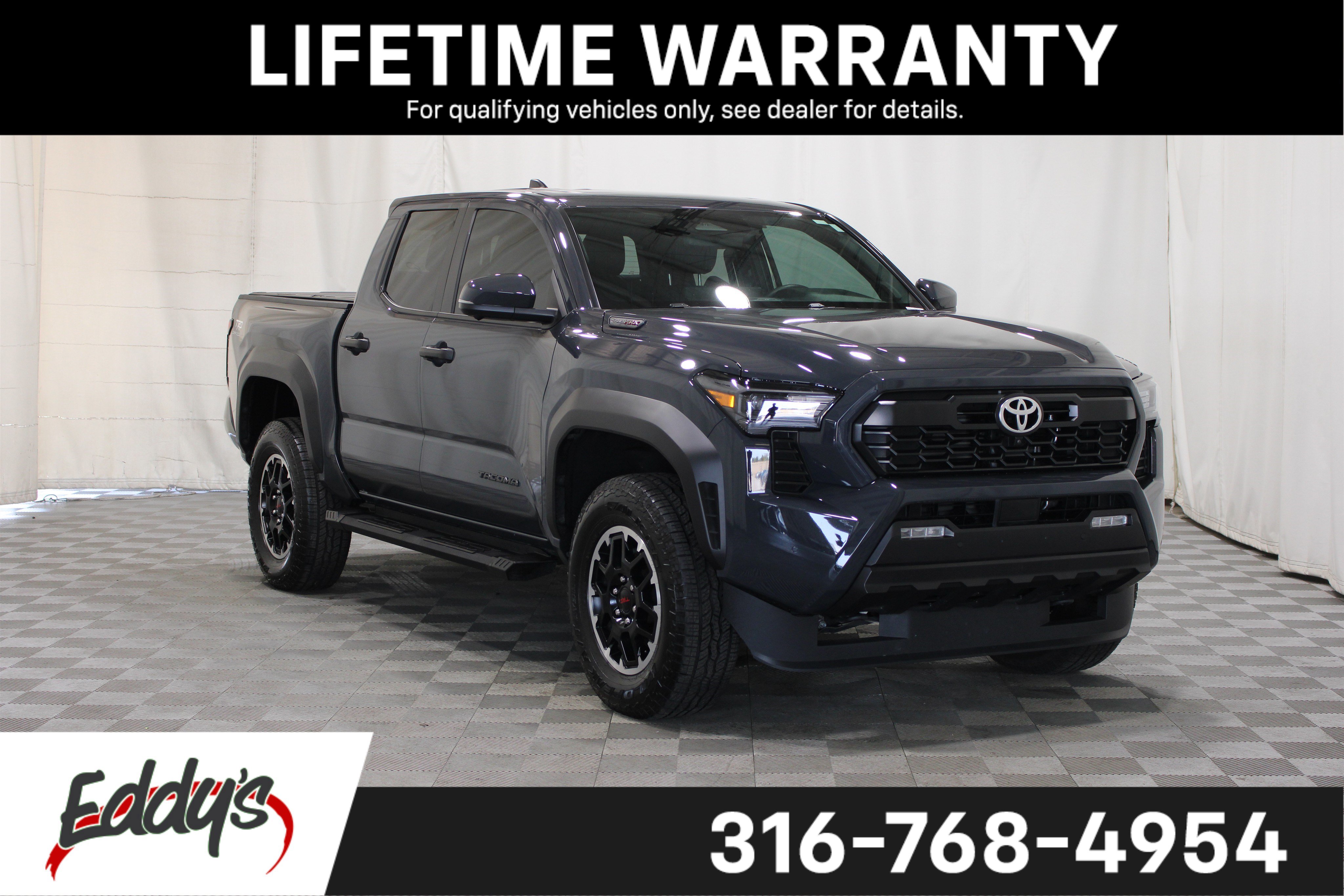 Used 2025 Toyota Tacoma TRD Off-Road w/ TRD Off Road Premium Package AWD/4WD image 1