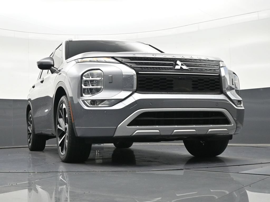 Used 2022 Mitsubishi Outlander SEL AWD/4WD image 28