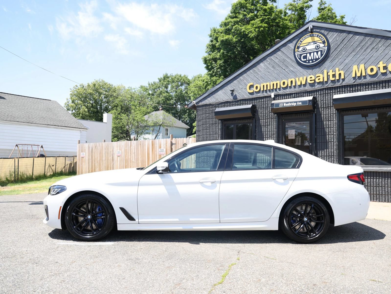 Used 2022 BMW M550i xDrive AWD/4WD image 4