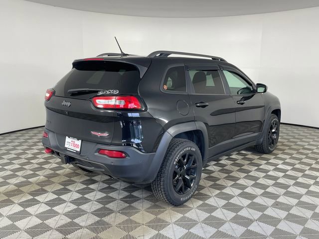 Used 2015 Jeep Cherokee Trailhawk w/ Comfort/Convenience Group AWD/4WD image 16