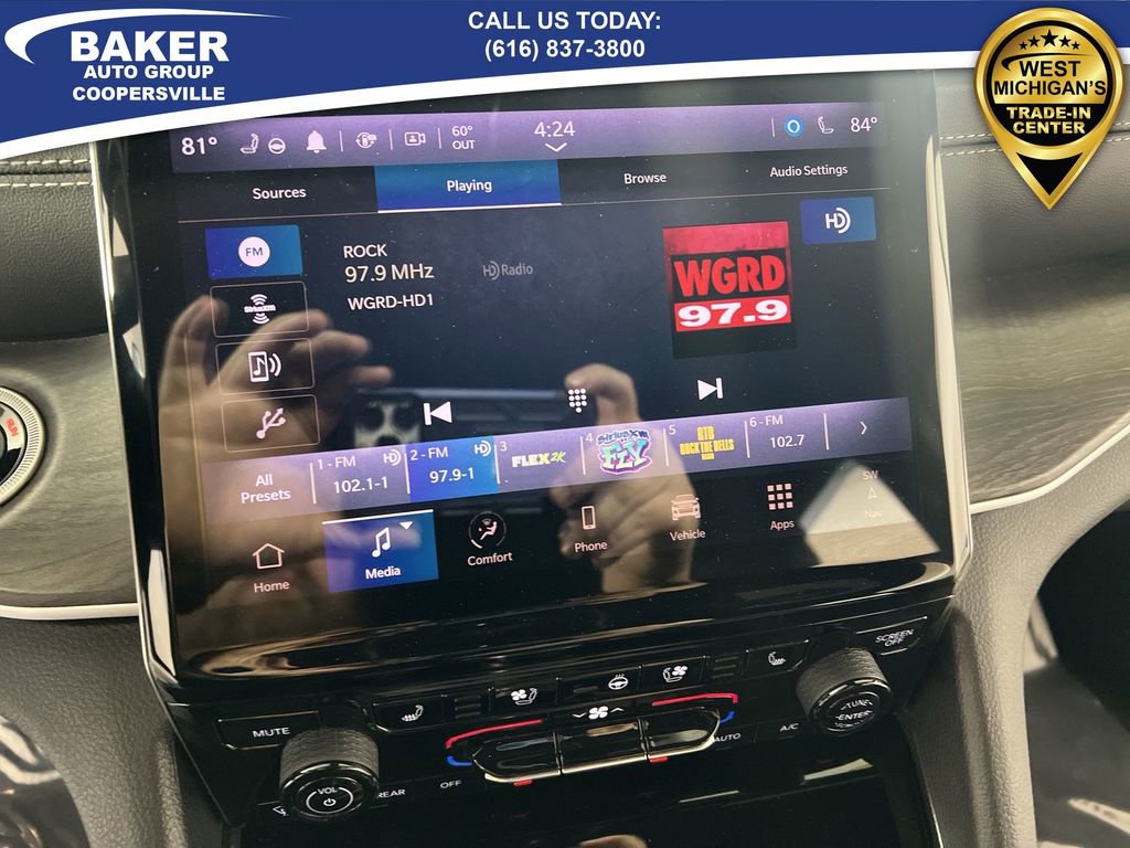 Used 2024 Jeep Grand Cherokee L Limited w/ Luxury Tech Group II image 14