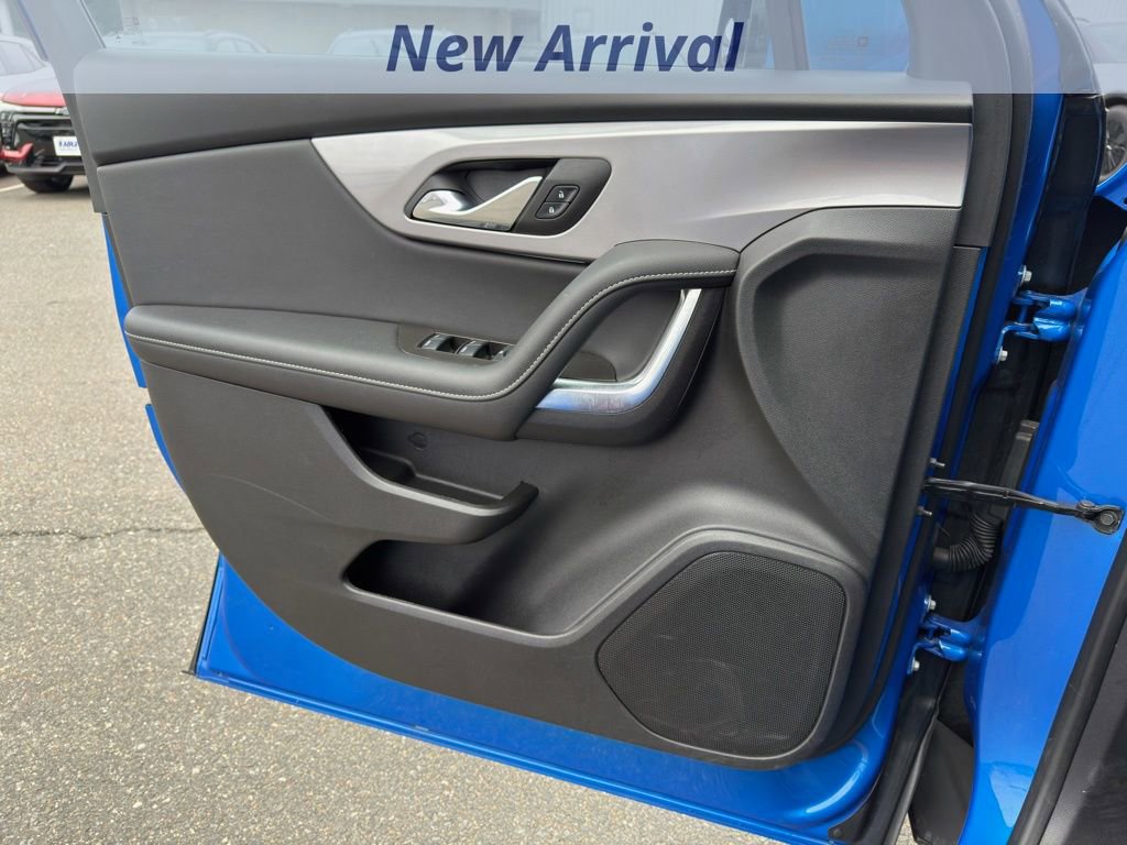 Certified 2025 Chevrolet Blazer LT image 11