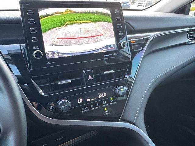 Used 2021 Toyota Camry XSE FWD image 9