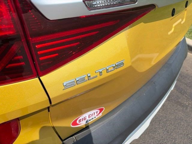 Used 2021 Kia Seltos S AWD/4WD image 46