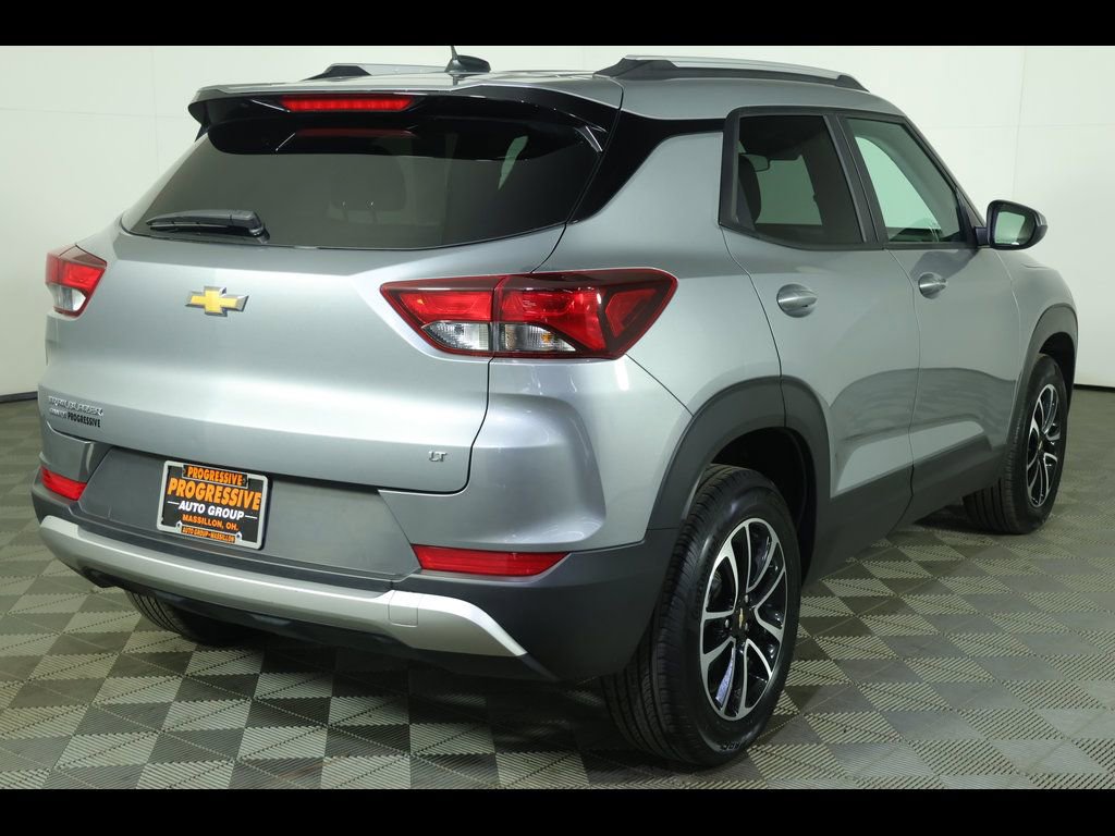 Used 2025 Chevrolet TrailBlazer LT image 11