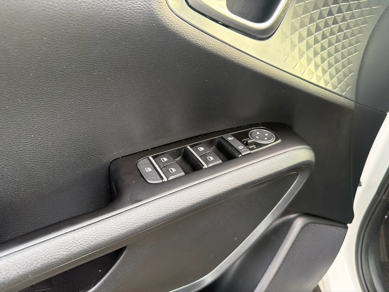 Used 2021 Kia Soul S FWD image 16