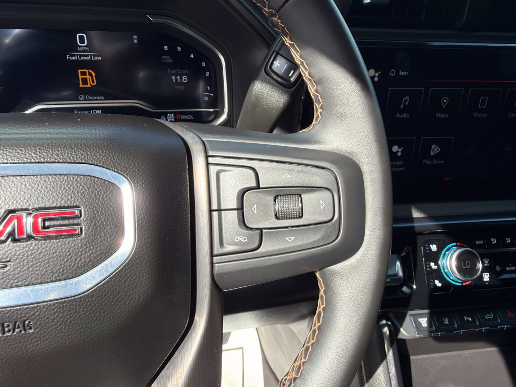Used 2024 GMC Sierra 2500 AT4 w/ Technology Package AWD/4WD image 24