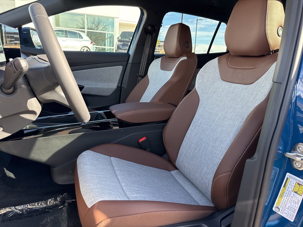 New 2026 Volkswagen ID.4 Pro AWD/4WD image 9