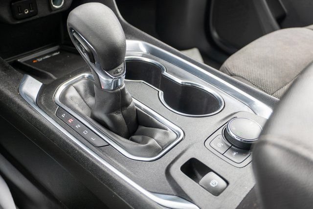 Used 2023 Chevrolet Traverse LT FWD image 30