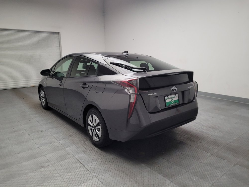 Used 2016 Toyota Prius Two FWD image 5