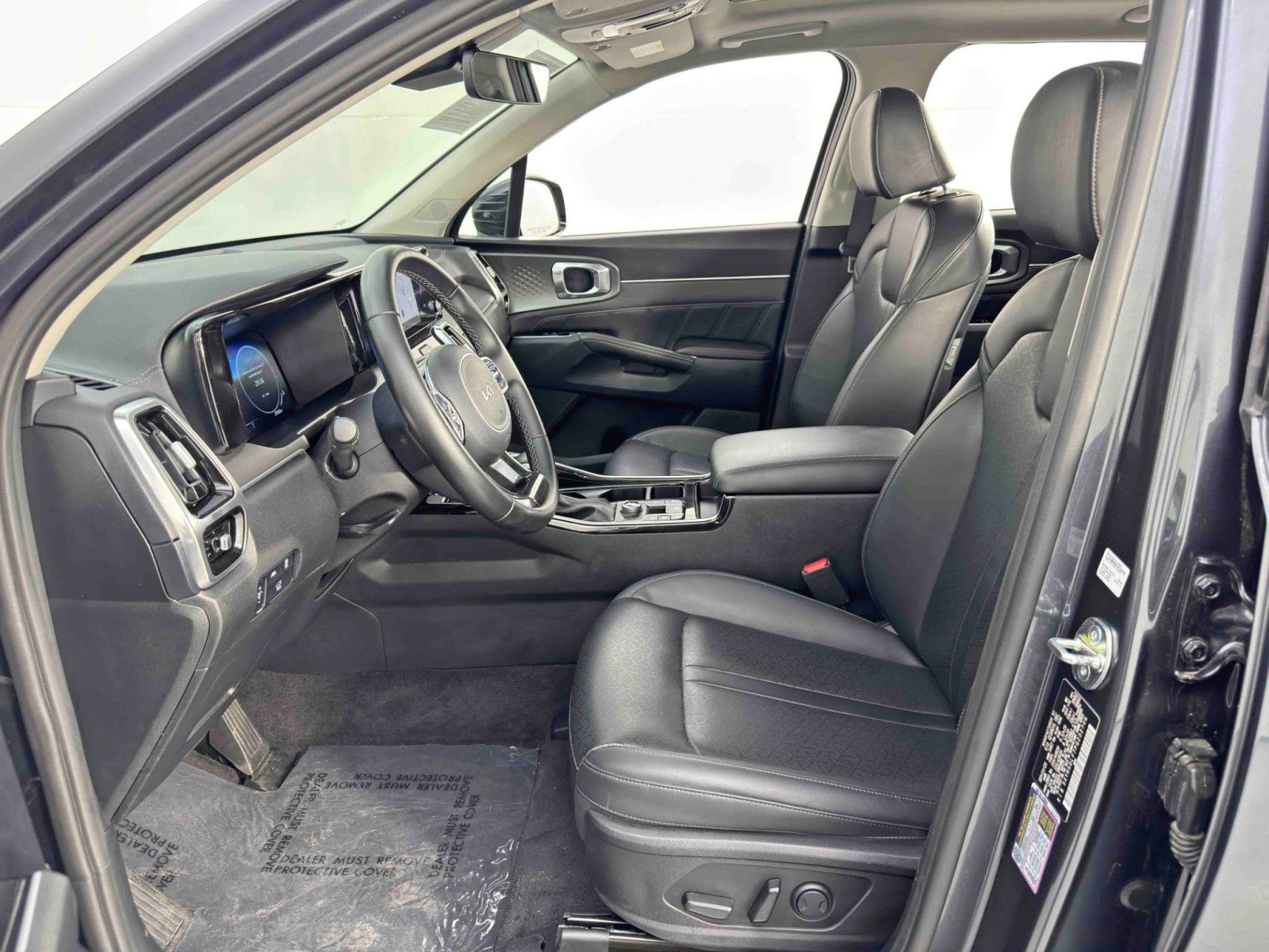 Used 2023 Kia Sorento SX image 16