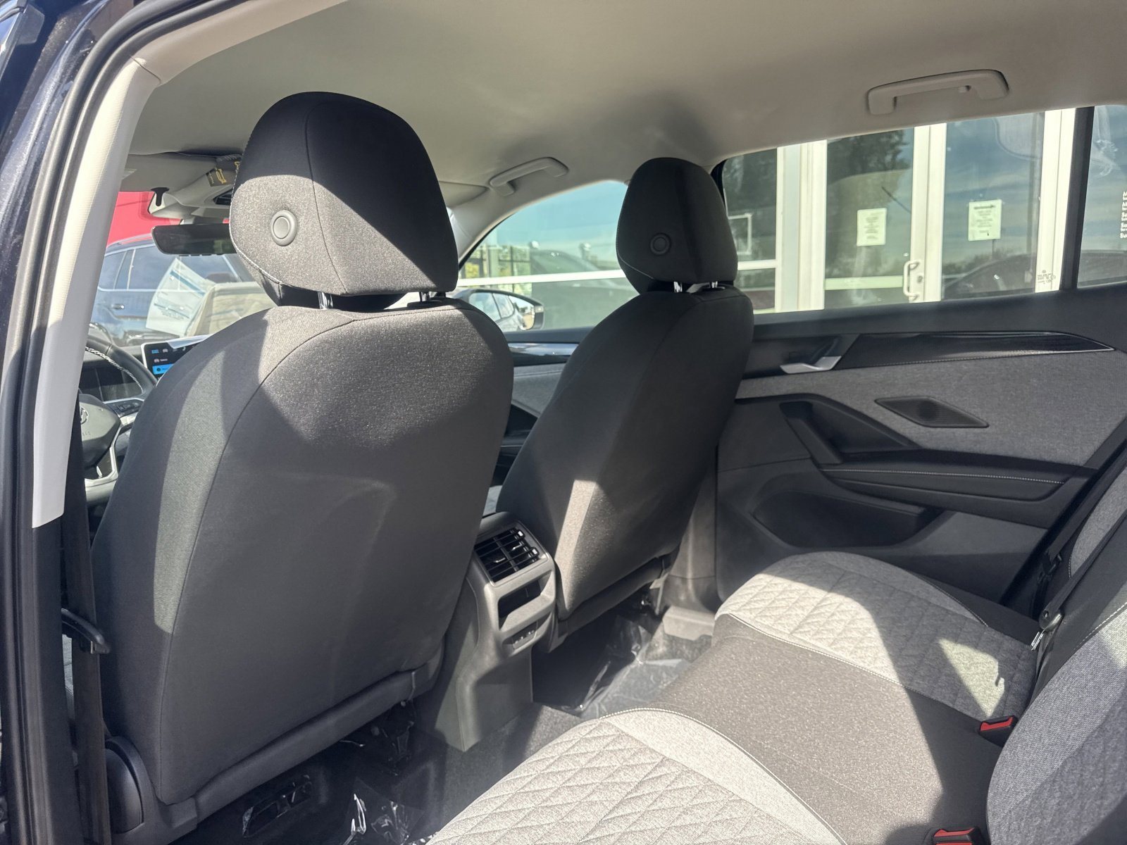 New 2026 Volkswagen Tiguan S image 27