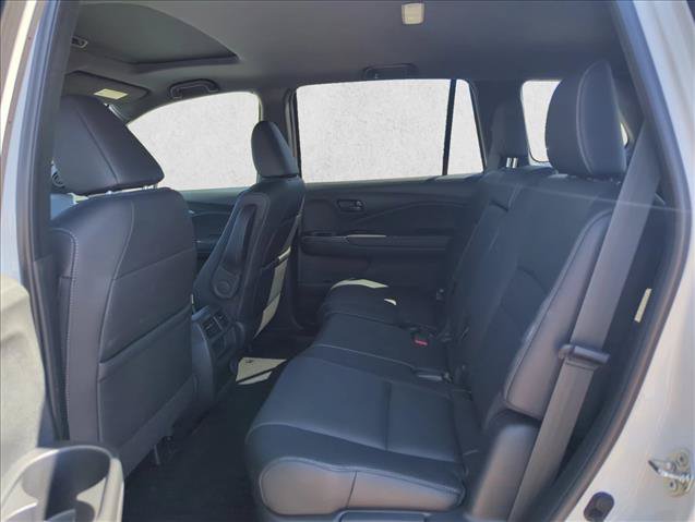 Certified 2023 Honda Passport EX-L image 17