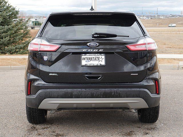 Used 2024 Ford Edge SEL w/ Convenience Package AWD/4WD image 4