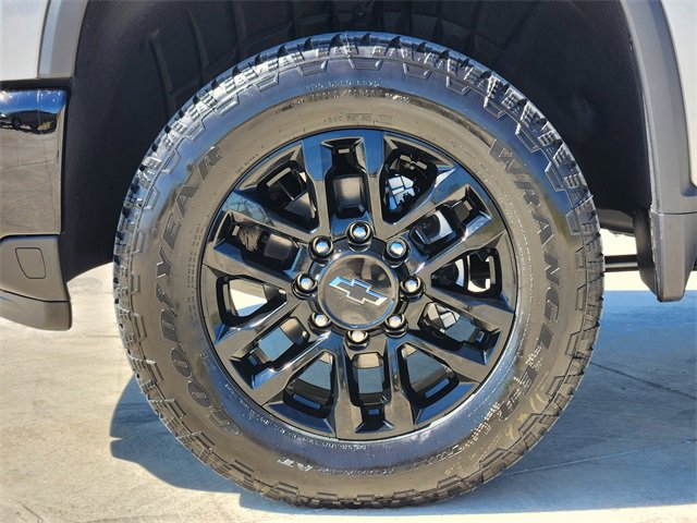 New 2026 Chevrolet Silverado 2500 Custom w/ Custom Value Package image 9