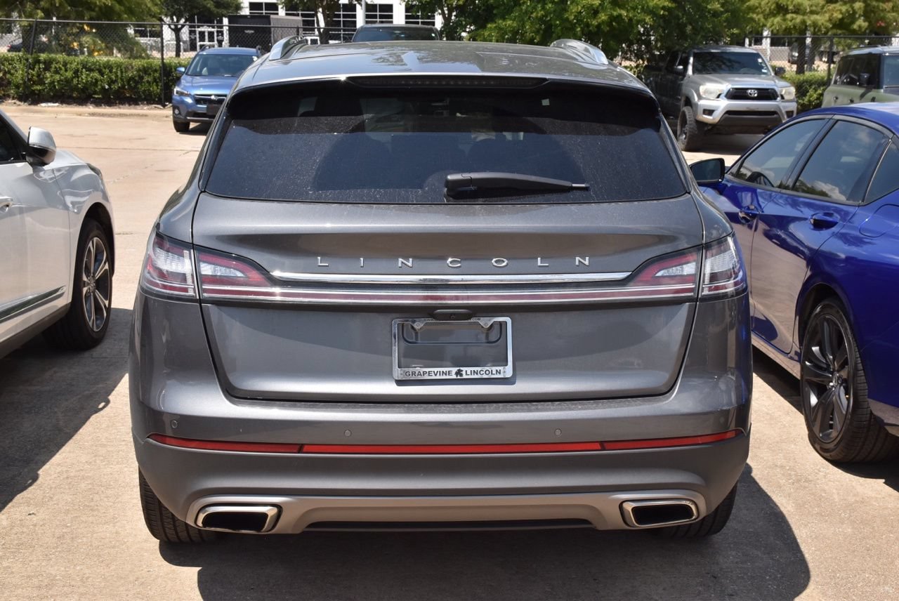Used 2023 Lincoln Nautilus Reserve w/ Equipment Group 201A FWD image 8