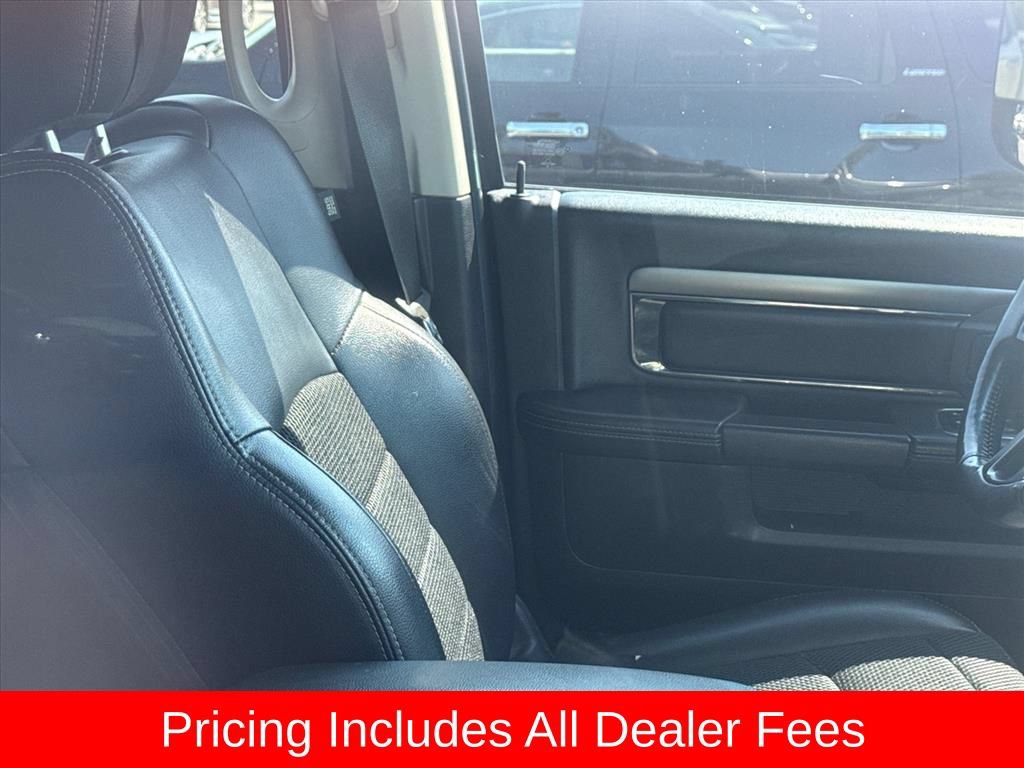Used 2018 RAM 3500 Big Horn w/ Sport Appearance Group AWD/4WD image 9