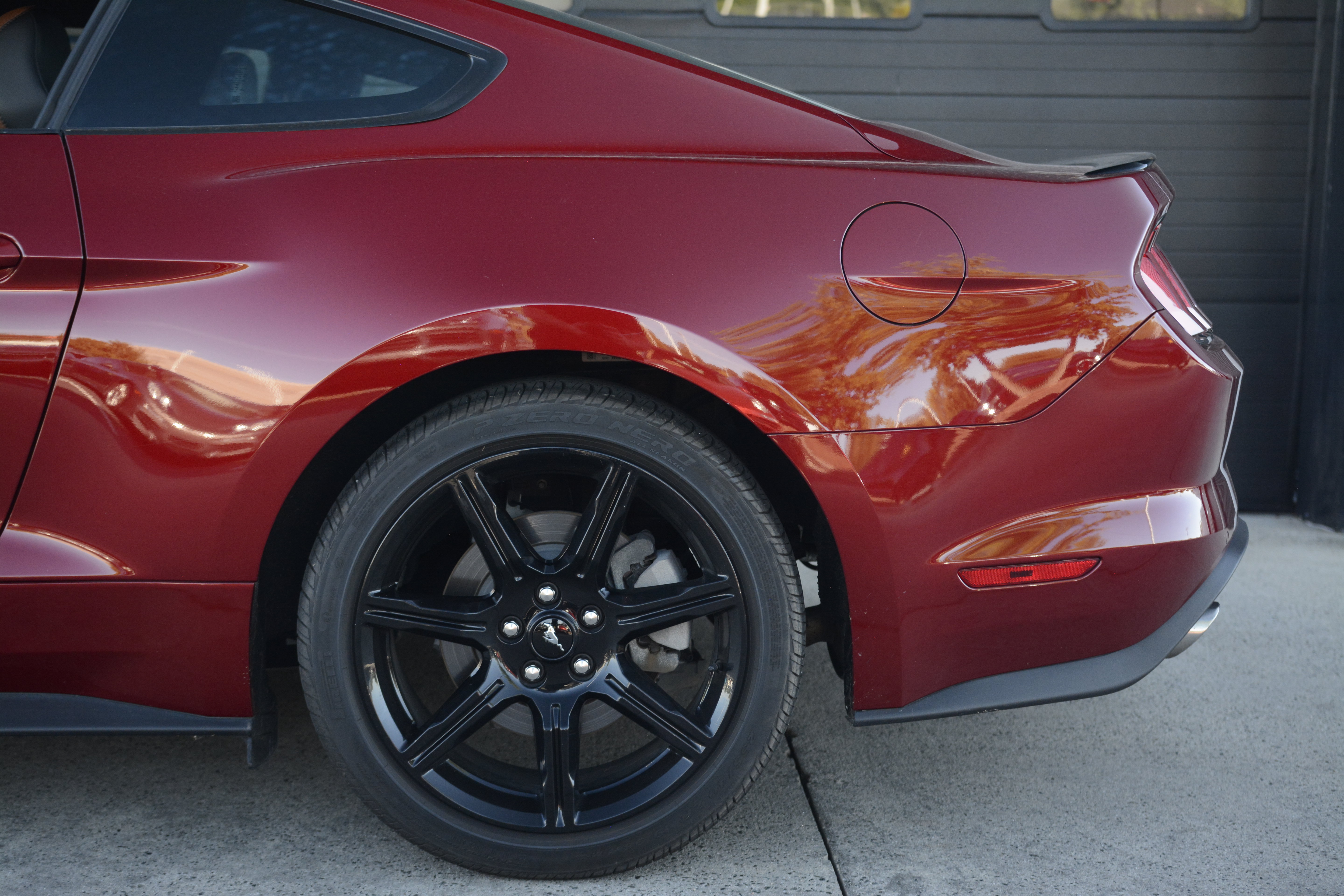 Used 2019 Ford Mustang Premium w/ Ford Safe & Smart Package RWD image 35