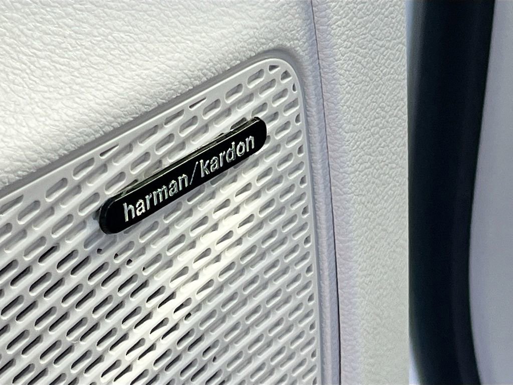 Certified 2022 Chrysler Pacifica Limited image 19