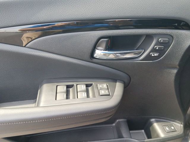 Used 2020 Honda Pilot Touring image 14