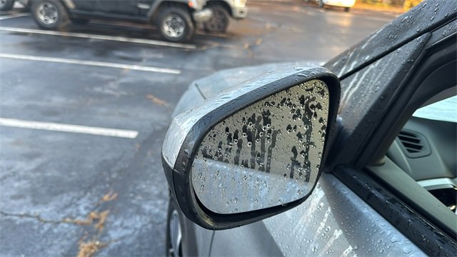 Used 2024 Chevrolet TrailBlazer LT image 37