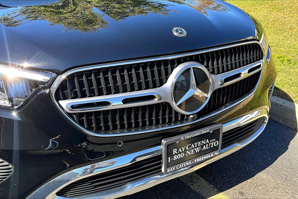 Used 2023 Mercedes-Benz GLC 300 4MATIC image 30