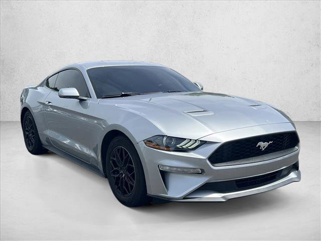 Used 2020 Ford Mustang Coupe RWD image 3