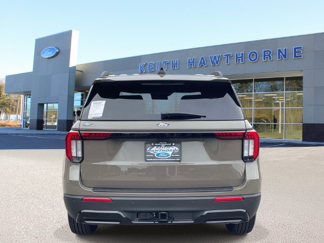 New 2027 Ford Explorer ST-Line w/ Premium Package RWD image 5