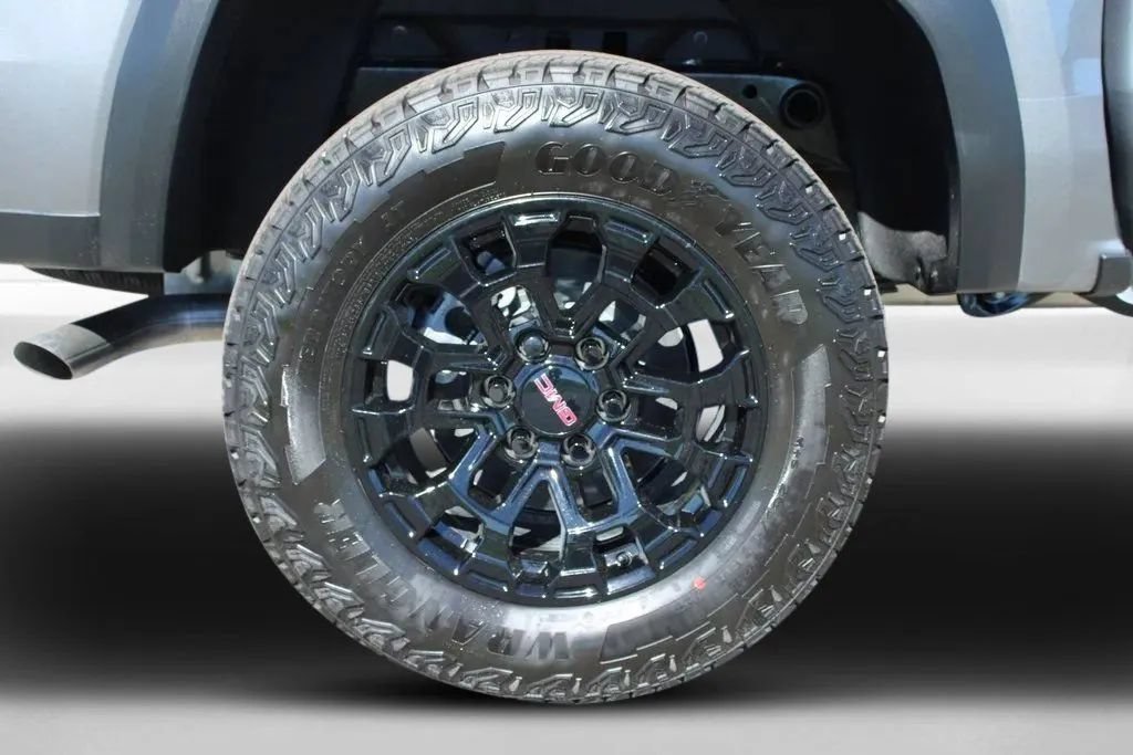 New 2026 GMC Canyon Elevation RWD image 34
