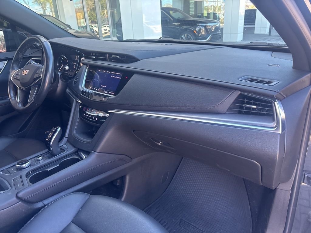 Used 2023 Cadillac XT5 Luxury image 30