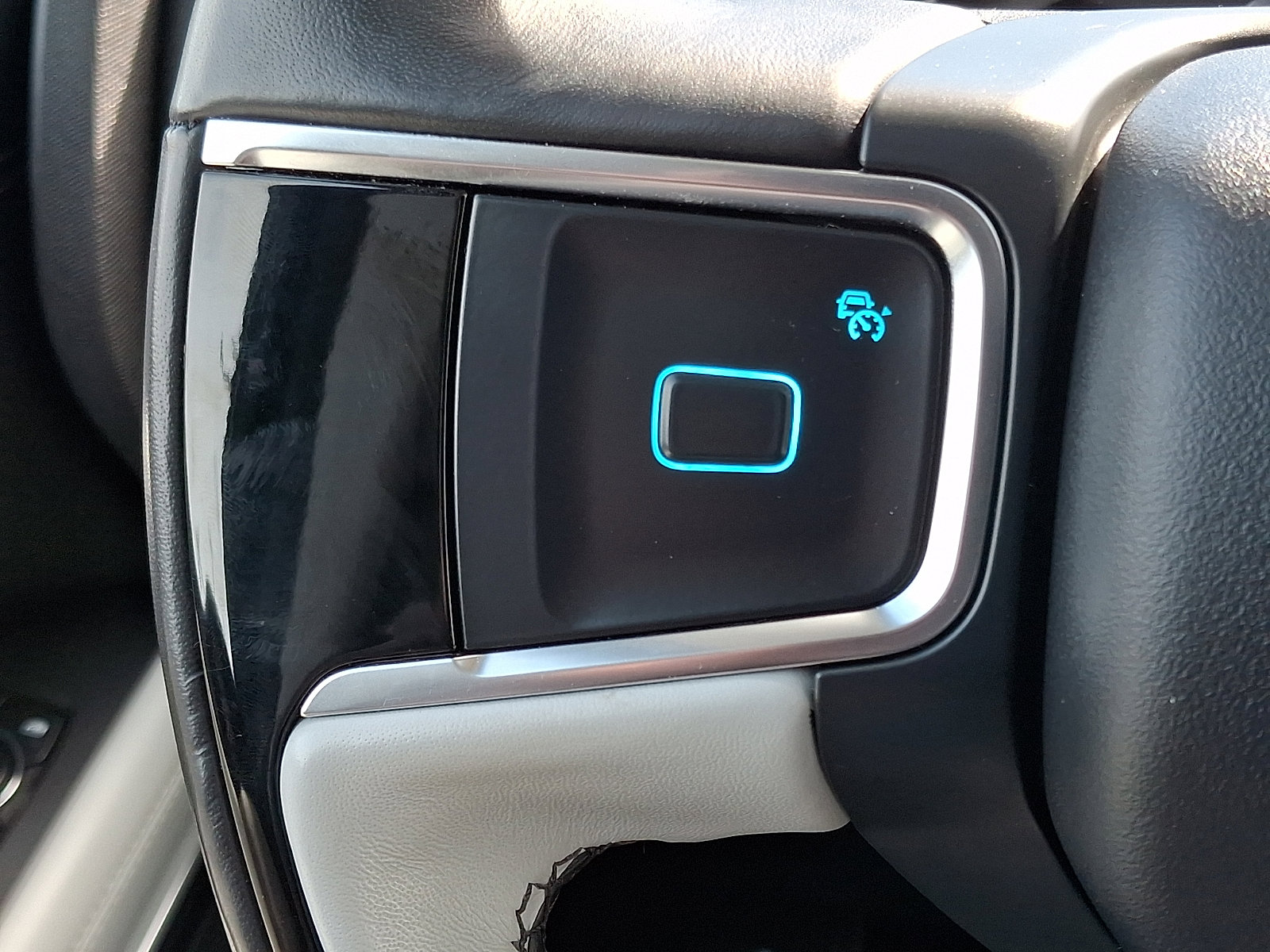 Certified 2025 Ford Expedition Max Platinum w/ Driver's Package image 21