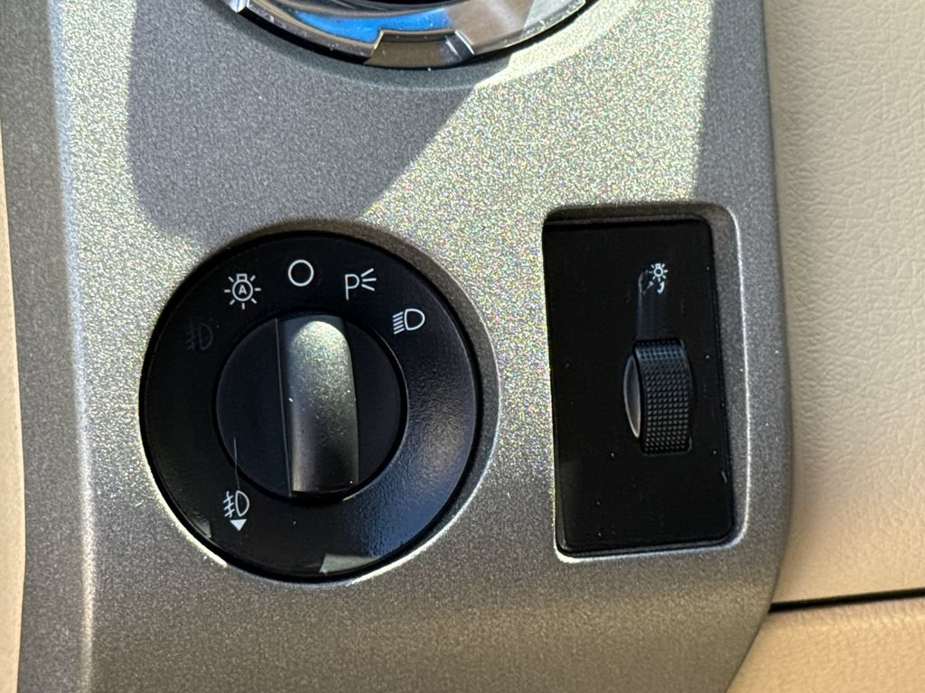 Used 2008 Ford F350 Lariat RWD image 23