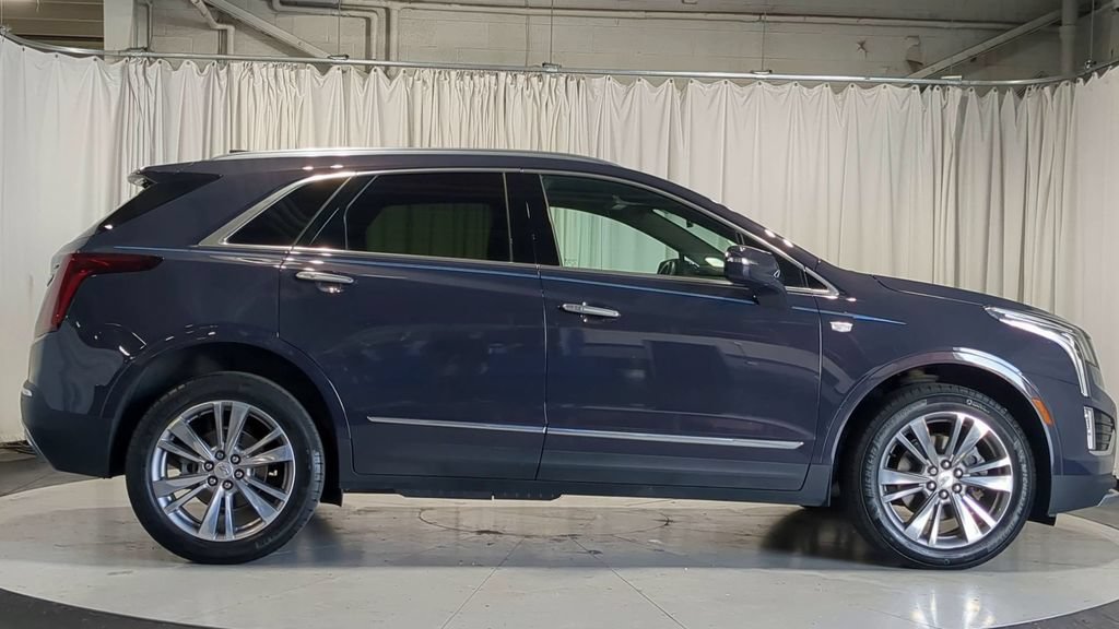 Used 2024 Cadillac XT5 Premium Luxury AWD/4WD image 9