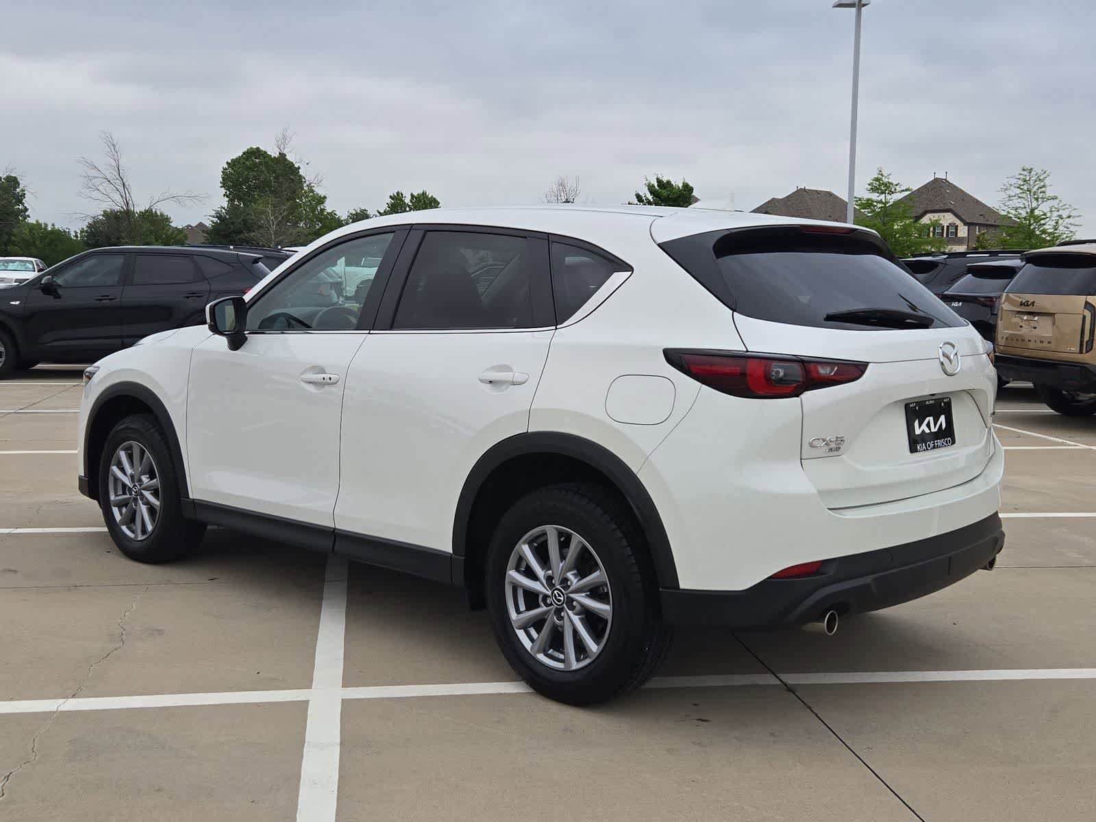Used 2023 MAZDA CX-5 AWD 2.5 S w/ Select Package image 4