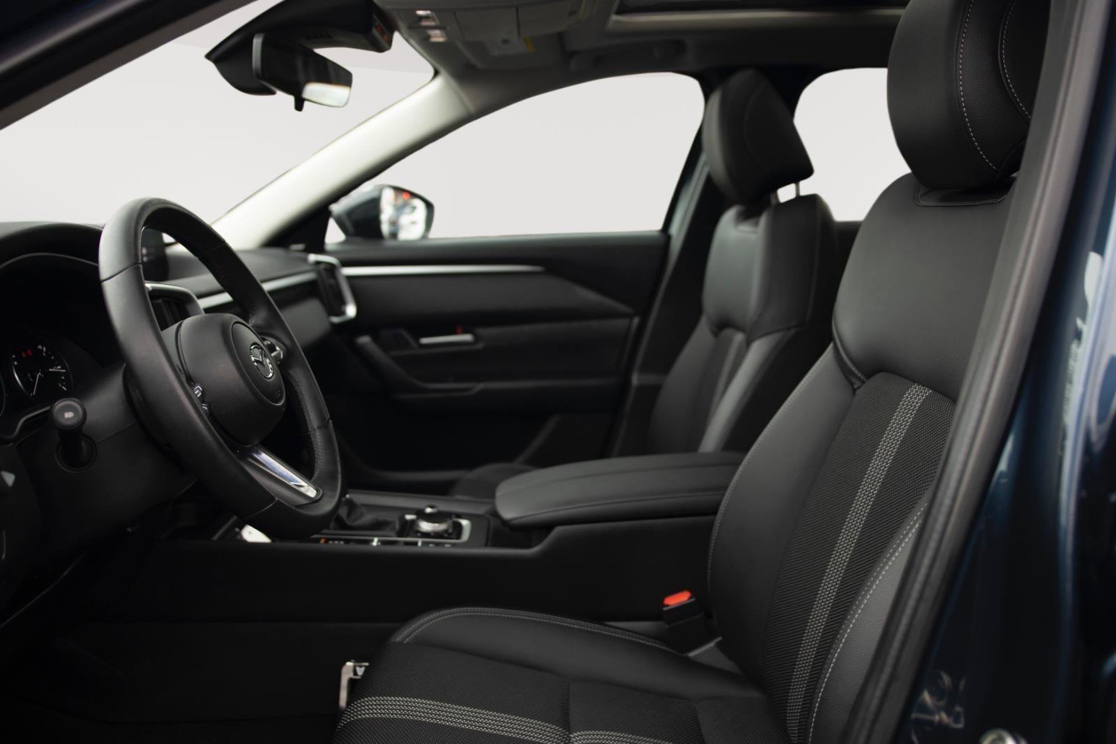 Used 2024 MAZDA CX-50 AWD 2.5 S w/ Cargo Package image 2