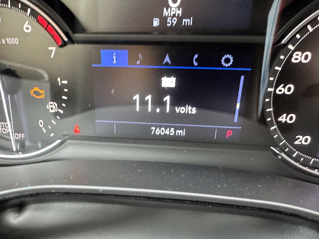 Used 2020 Cadillac XT5 Premium Luxury w/ LPO, Floor Liner Package FWD image 10