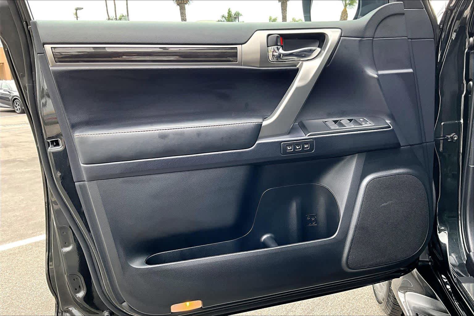 Certified 2023 Lexus GX 460 Premium w/ Premium Package AWD/4WD image 20
